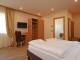 images-trn-1-8c5cf4ed-45da-4600-b600-f3ef168339fc-99-image