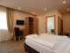 images-trn-1-c4d937c8-2862-431f-87df-f4e3bce8ed1d-99-image
